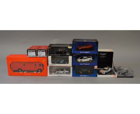 11 x assorted 1:43 scale diecast models, includes AutoArt, Brumm, Ixo and similar. Boxed, overall appear E.