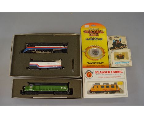 H0 Scale. Bachmann Plus Ltd Edition American Freedom train, SD45 diesel together with Plasser EM80C track cleaning diesel & 2