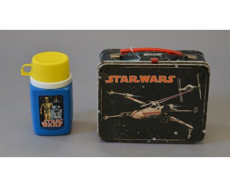 Thermos Star Wars lunchbox, features X-wing to one side and Luke, Obi-Wan Kenobi and C-3PO in a Landspeeder on other. Include