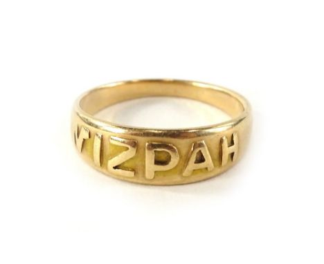 A 15ct gold Mizpah ring, bearing raised wording on plain band, (M, AF), 3.3g.