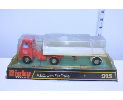 A 1970's boxed Dinky 915 model 