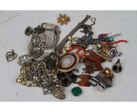 A small collection of costume jewellery to include silver, enamel and paste set items