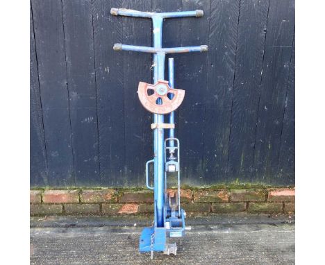 A metal pipe bender135h cm