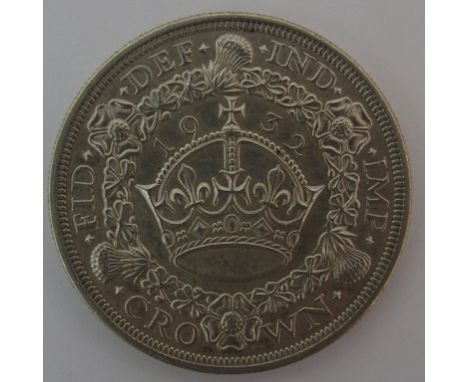 1932 George V Wreath Crown tiny patch of oxidisation on obverse at REX, good very fine