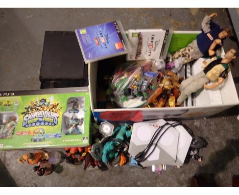 Nintendo Wii console and a quantity of mixed console games. P&amp;P Group 3 (£25+VAT for the first lot and £5+VAT for subsequ