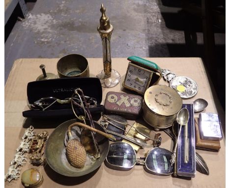 Mixed collectables to include a perfume atomiser, vintage Econ clock, spectacles etc. Not available for in-house P&amp;P 