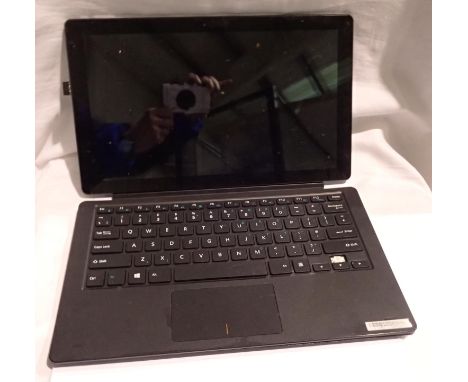 Linx tablet/laptop with an Intel processor. P&amp;P Group 3 (£25+VAT for the first lot and £5+VAT for subsequent lots) 