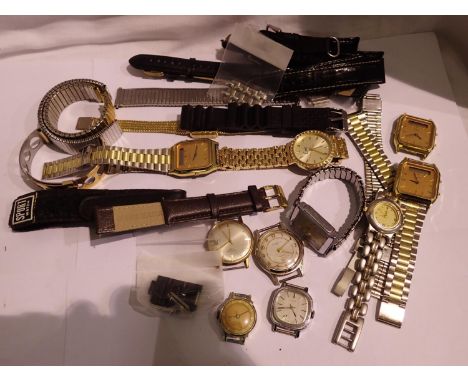 Mixed wristwatches, bracelets and links etc. P&amp;P Group 1 (£14+VAT for the first lot and £1+VAT for subsequent lots) 