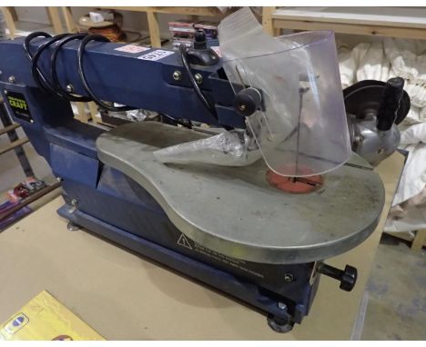 Power Craft PFZ-400 RN joiners electric scroll/band saw, with spare battery. All electrical items in this lot have been PAT t