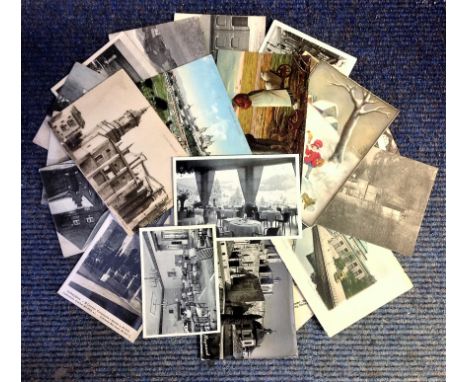 Vintage postcard collection includes 30 cards from various locations from around Spain some mint. Good Condition. We combine 