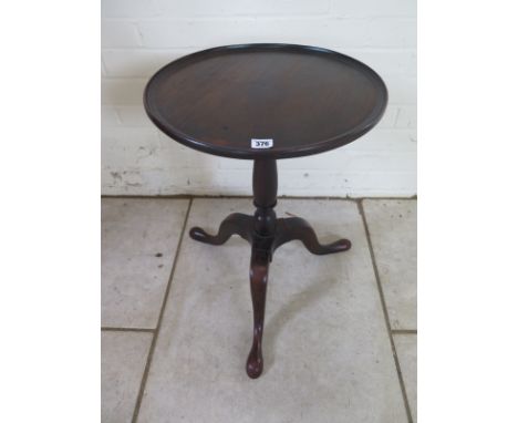 A Georgian mahogany tripod table with dished circular top - 60cm tall x 45cm diameter 