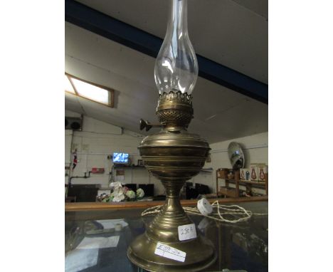 VICTORIAN BRASS OIL LAMP (LACKING SHADE) 