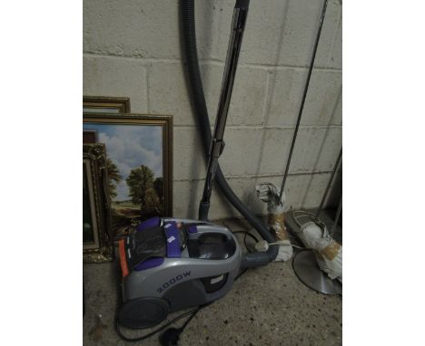 VAX POWER ONE COMPACT VACUUM CLEANER 