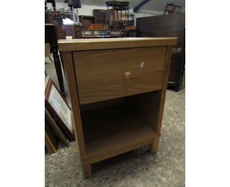 OAK FRAMED SINGLE DRAWER BEDSIDE TABLE WITH OPEN SHELF 