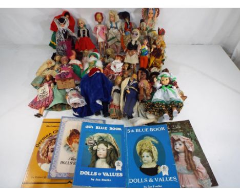 Dolls - Approximately thirty vintage international costume dolls including some by Rexard Creations, along with a selection o