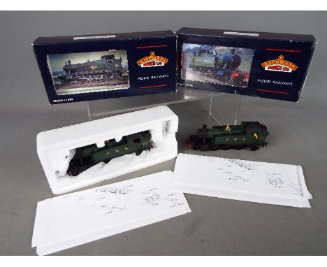 Bachmann - Two boxed OO gauge locomotives #32-135 Prairie Tank locomotives by Bachmann Op.No 5531 in GWR green livery. Both m