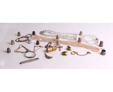 A quantity of assorted costume jewellery, pen knives and thimble, including silver examples. 