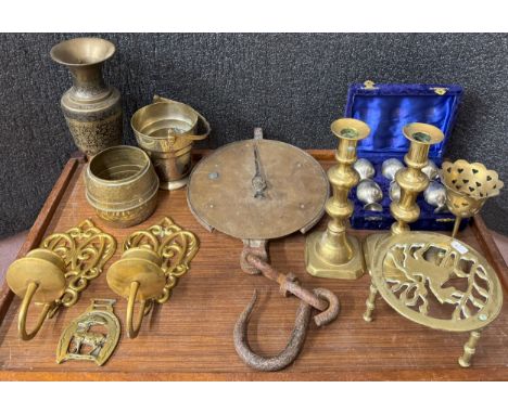Assorted brass and copperware and a metal steamer trunk
