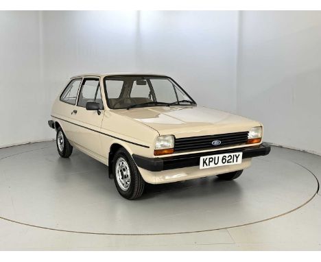 Registration: KPU621Y  VIN: SFABXXBAFBDD14159  Mileage Showing: 45,000  Transmission: Manual  MOT: Exempt3 previous keepersSh