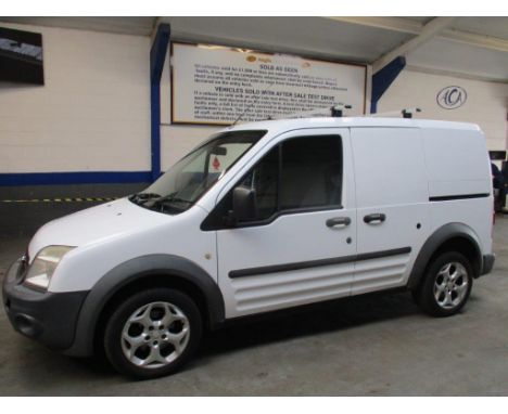 Make &amp; Model: Ford Transit Connect 75 T220Date of Reg: ST10 BNXColour: Whitecc: 1753MoT: 16-04-2022Fuel Type: DIESELMilea
