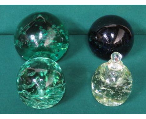 THREE LARGE GLASS DUMPS AND SIMILAR LIDDED INKWELL