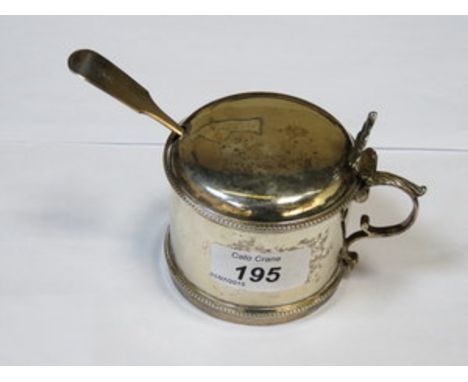 HALLMARKED SILVER VICTORIAN MUSTARD POT WITH SPOON AND BLUE GLASS LINER, LONDON ASSAY, DATED 1871