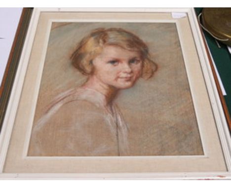 FRAMED PASTEL PORTRAIT OF A GIRL APPROX. 37 x 31cm