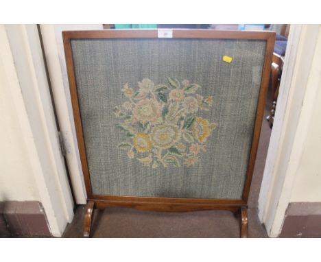 A OAK FRAMED TAPESTRY FIRE SCREEN 