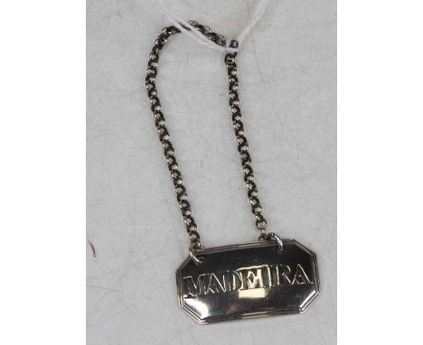 A George III silver decanter collar for Madeira, maker James Darquits, 6.8g, London 1899, w.3.5cm 