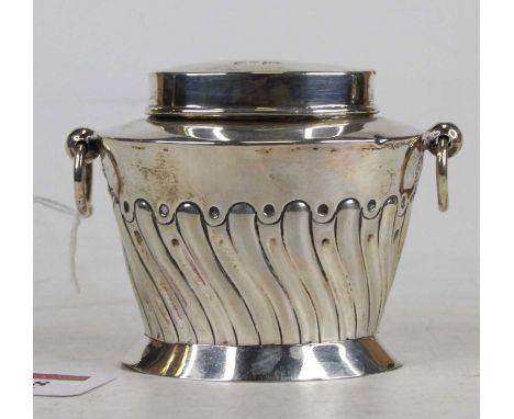 A Walker &amp; Hall silver tea caddy and cover, having spiral fluted decoration, 2.7oz, h.7.5cm 