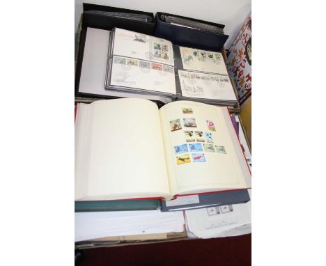 A collection of stamp albums, contents to include Great Britain 1/2D red, 4D black, 5D blue, and others to examples from the 