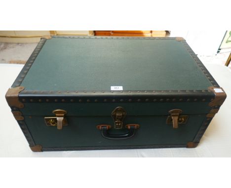 Travel trunk
