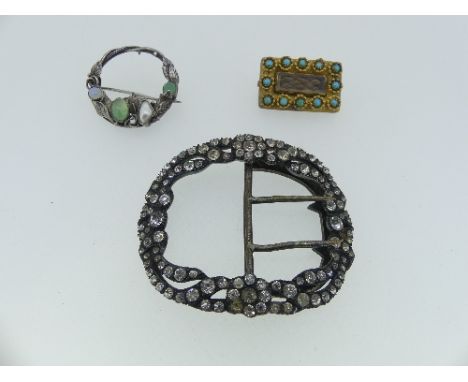 A small collection of Scrap Gold, comprising three brooch fittings in 15ct, 7.5g, weighable 9ct 4.8g, together with a very sm