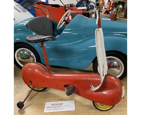 A Mobo scooter bike/pedal scooter  Please see our terms and conditions in relation to collection