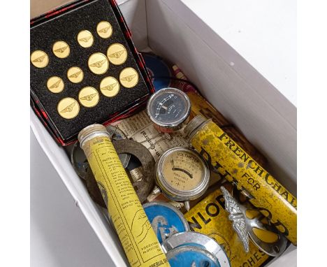A set of Bentley buttons, boxed, car badges and other items  Please see our terms and conditions in relation to collection