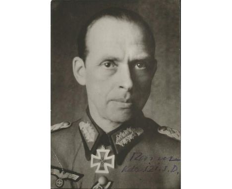 Werner Ranck signed 7 x 5 b/w portrait photo. 25 October 1904 – 7 December 1989 was a highly decorated Generalleutnant in the