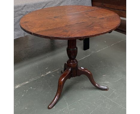 A Georgian oak tip-top table, on turned column, with tripod cabriole legs, approx. 76cmD 68cmH 