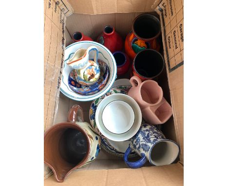 A mixed lot of ceramics to include five Poole 'Volcano' vases, Sylvac, Wedgwood, etc 