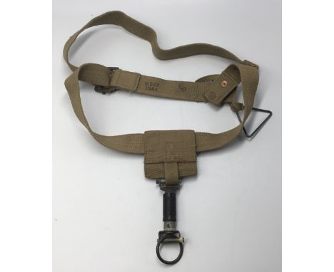A rare WW2 era X-Type leg bag parachute harness attachment.Formerly used by Captain D.B. Lynes of the 2nd S.A.S regiment. The