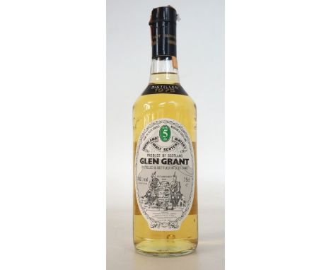 GLEN GRANT 5YO - 1975
A good example of Glen Grant Single Malt Scotch Whisky bottled in the early 1980's.  Bottled at 5 Years