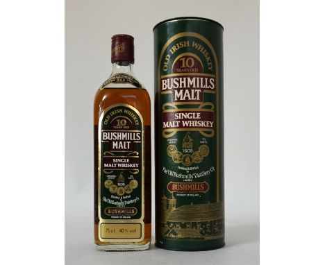 BUSHMILLS SINGLE MALT 1980'S
A 1980's bottling of the BUSHMILLS 10 YEAR OLD Single Malt Irish Whiskey.  75cl.  40% abv.  In o