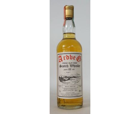 ARDBEG 22YO - ITALIAN BOTTLING
A rare Italian bottling of ARDBEG 22 YEAR OLD Single Malt Scotch Whisky.  70cl.  40% abv.  Lev