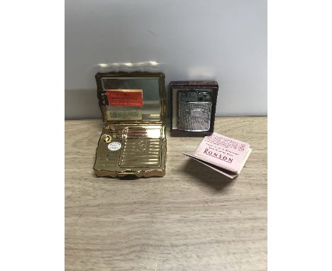VINTAGE STRATTON MUSICAL COMPACT & RONSON LIGHTER