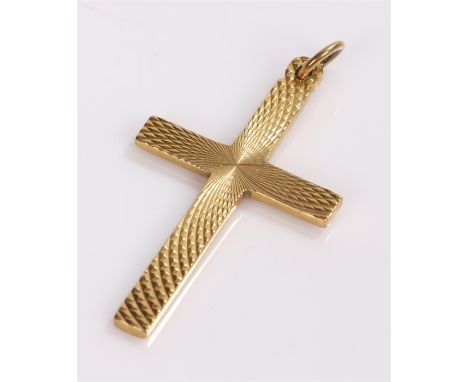 9 carat gold cross, with engine turned decoration, 3 grams