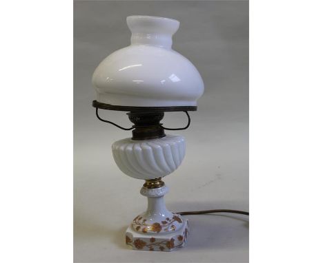 Porcelaine De Paris Lamp with glass shade