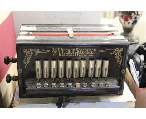 The Viceroy Accordion, made in Saxony, in black