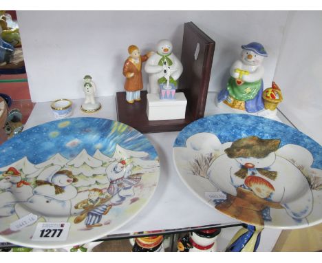 Doulton Mrs Frosty's Finishing Touch, Coalport The Snowman book ends, pair of Johnson plates, Border Fine Arts 'The Snowman' 
