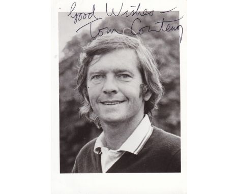 Tom Courtenay, British Stage &amp; Screen Actor, 6x4 inch Signed Photo. Good condition. All autographs come with a Certificat