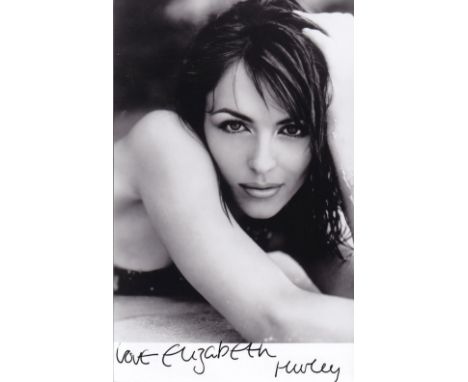 Elizabeth Hurley, Model &amp; Actress 6x4 inch Signed Photo. Good condition. All autographs come with a Certificate of Authen