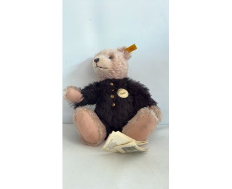 Steiff Classic Teddy Bear, made in Germany. Genuine mohair with trademark "Knopf im Ohr." Part of the Classic-Serie.